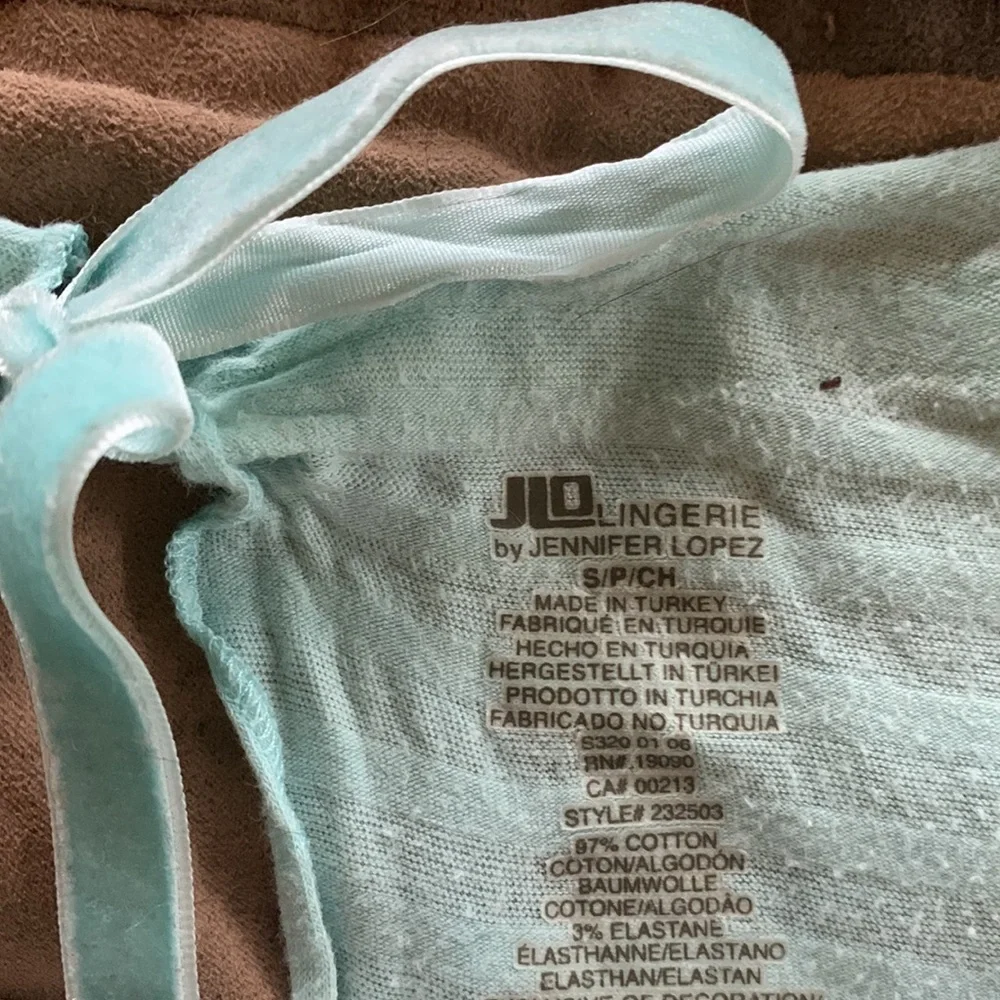 JLo Intimates - Picture 6 of 6